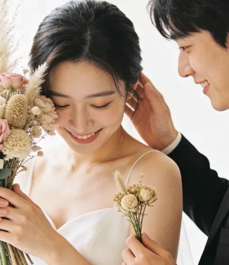 Wedding Photo Props Guide | 10 Must-Have Items That Bring Your Photos to Life
