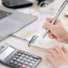 新婚夫妻報稅攻略:合併申報 vs 分開計稅,哪個更省?