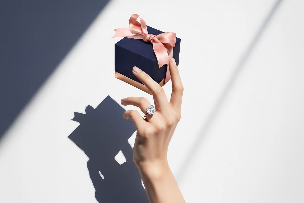 你的週年禮物故事：從挑選到感動的全過程