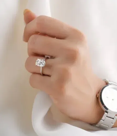 Natural Diamonds vs. Lab-Grown Diamonds: What You Need to Know Before You Choose Your Ring