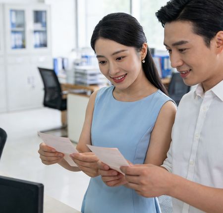 結婚改姓要不要？冠夫姓的法律規定與現代觀點整理