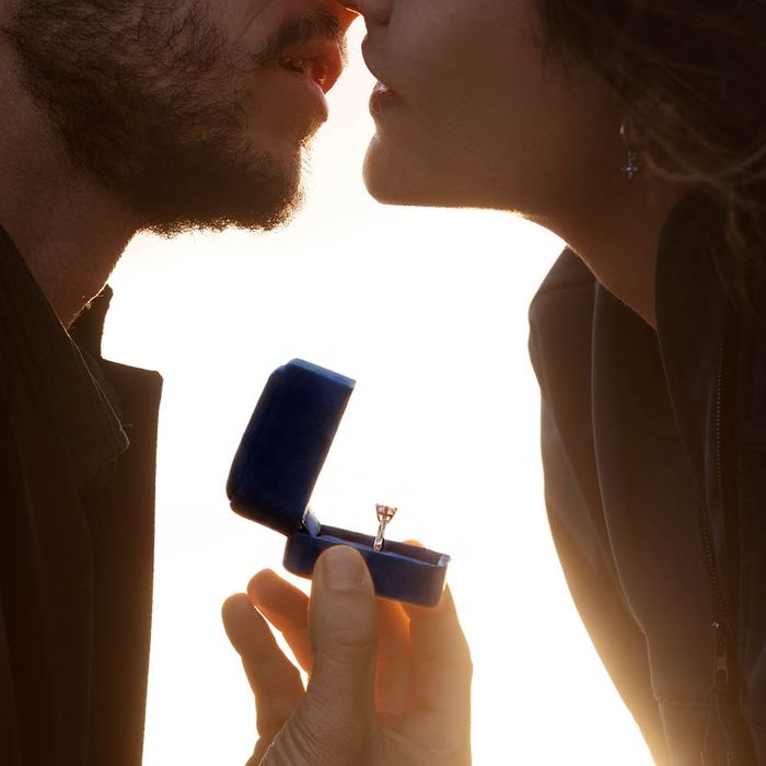 The Complete Engagement Process Guide: Step by Step Towards Your Happy Ever After